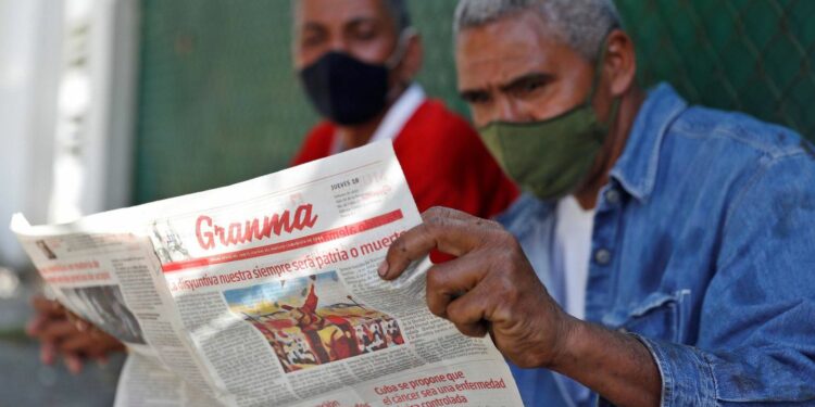 Nueva ley cubana para regular medios enciende las alarmas
