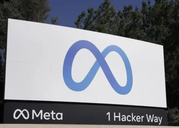 Imponen multa récord a la matriz de Facebook por infringir las normas de privacidad