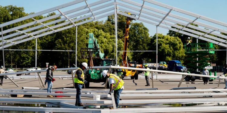 Nueva York enviará a solicitantes de asilo al norte de la ciudad