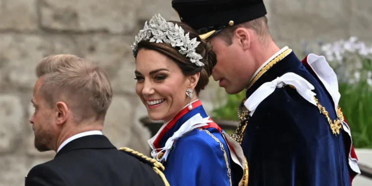 Princesa Kate realiza emotivo homenaje a Diana de Gales en la coronación de Carlos III