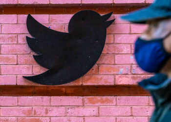 UE escrutará a Twitter por «elegir la confrontación» al abandonar sus pautas de desinformación