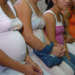 Venezuela, el país con la tasa de embarazo adolescente más alta de América Latina