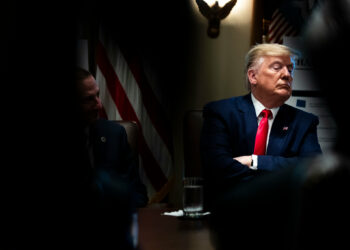 Medios piden al tribunal que permita fotografías y videos en la audiencia de Trump