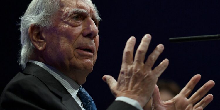 Estado de salud de Mario Vargas Llosa «es estable»