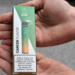 Lanzan en España un vapeador con sabor a cáncer para concientizar