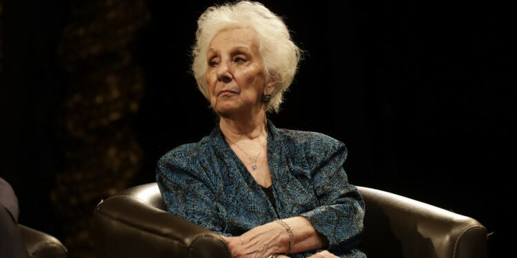 Abuelas de Plaza de Mayo encuentran al nieto 133 en Argentina