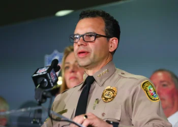 ¿Quién es “Freddy” Ramírez, director de la policía de Miami-Dade herido de gravedad?