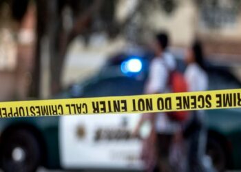 Hallan en tres maletas restos humanos de una mujer en Florida