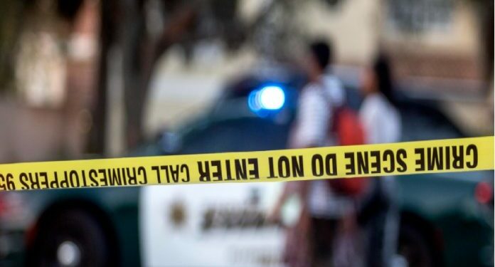 Hallan en tres maletas restos humanos de una mujer en Florida