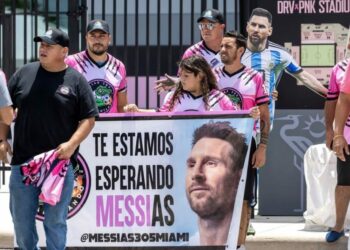 Conozca las estrellas que actuarían en la presentación de Messi en Miami