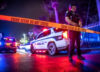 Al menos cinco heridos tras tiroteo en complejo de apartamentos de Fort Lauderdale