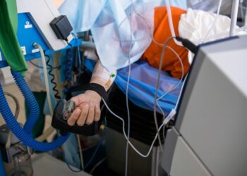 Hombre en coma por brutal golpiza de guardia de seguridad en Fort Lauderdale