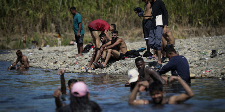 Más de 200.000 migrantes atravesaron la selva del Darién en 2023