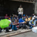 Cientos de migrantes duermen en las aceras de Nueva York y sus autoridades piden ayuda federal