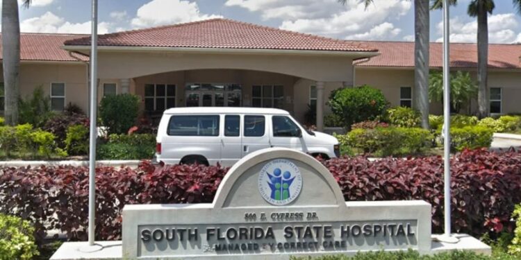 Buscan a prisionero que escapó de hospital psiquiátrico en Pembroke Pines