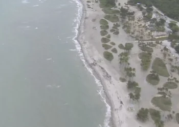 Miami-Dade en alerta por contaminación fecal cerca de Key Biscayne
