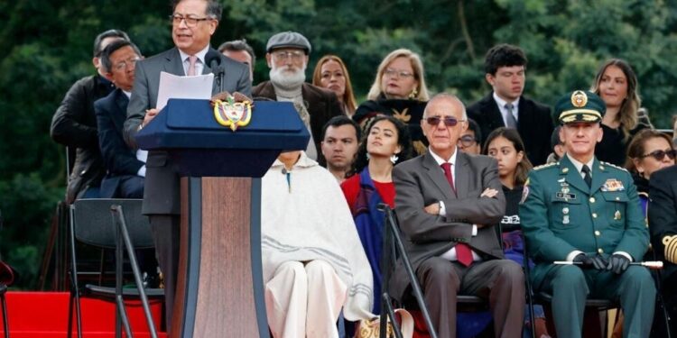 Petro hace un balance de su primer año como presidente de Colombia