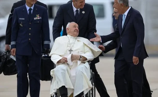 Papa Francisco llegó a Portugal para participar en la Jornada Mundial de la Juventud