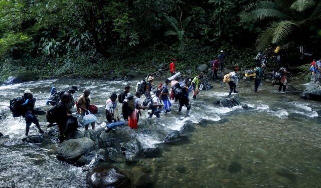 Colombia no cree que «taponar el tapón del Darién» sea la solución a crisis migratoria