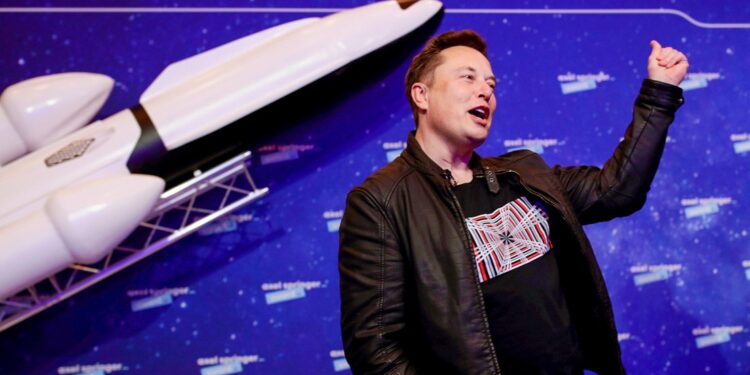El Pentágono revela un contrato con Musk sobre la versión militar del sistema Starlink