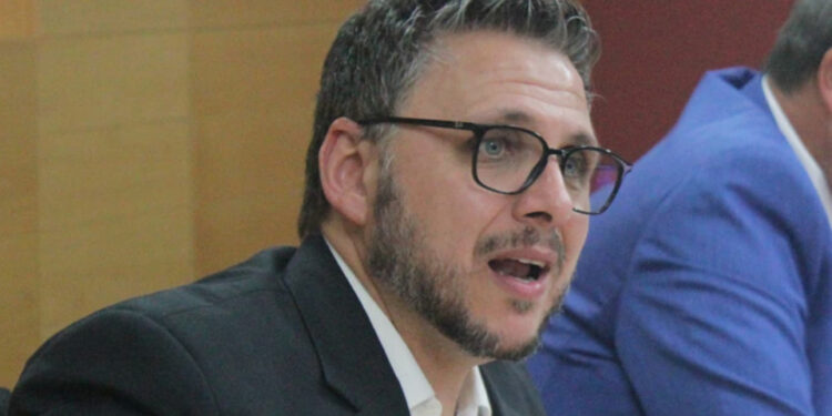 Capozzolo: En la medida en que construyamos consensos podremos recuperar el sector económico