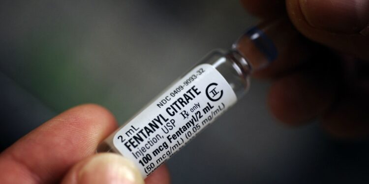 Muertes por sobredosis de fentanilo en EEUU se multiplicaron por 50 desde 2010