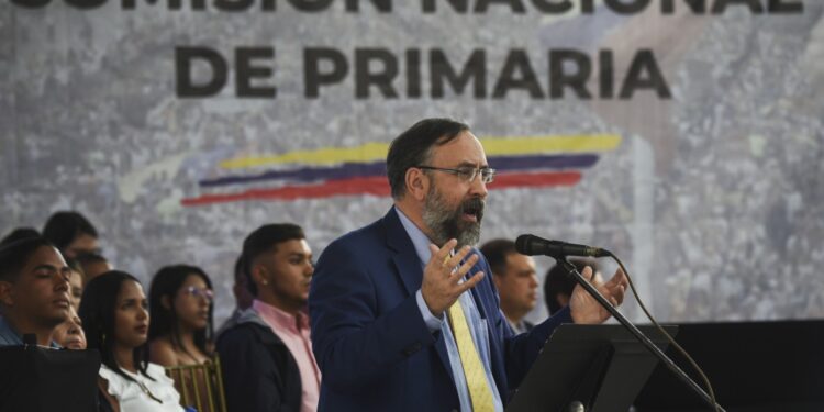 Foro Cívico rechaza judicializar la política y exige respeto a los acuerdos de Barbados