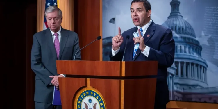 Congresista estadounidense fue atracado en Washington D.C.