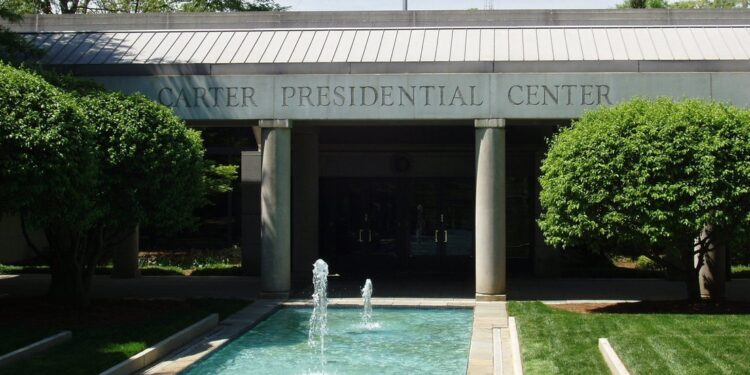 Centro Carter llega a Venezuela para discutir su inclusión como observador en los comicios de 2024