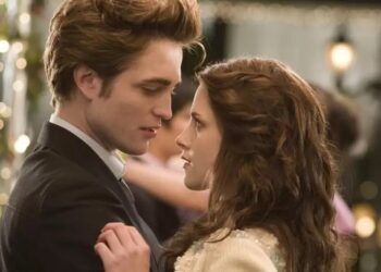 Cumpleaños de Robert Pattinson se convierte por sorpresa en reunión Crepúsculo