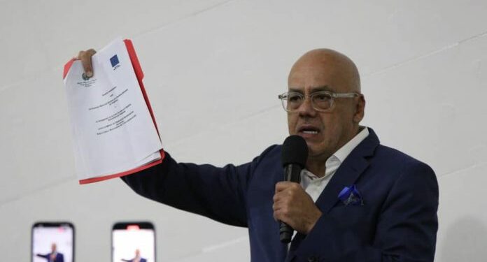 Rodríguez a la UE: Mientras haya sanciones estarán impedidos de acudir a Venezuela para observar elecciones