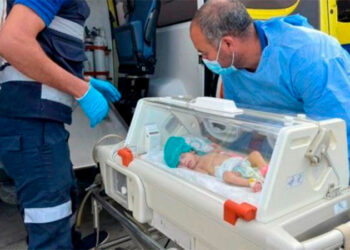 La Media Luna Roja evacuó a 31 bebés prematuros del hospital más grande de Gaza