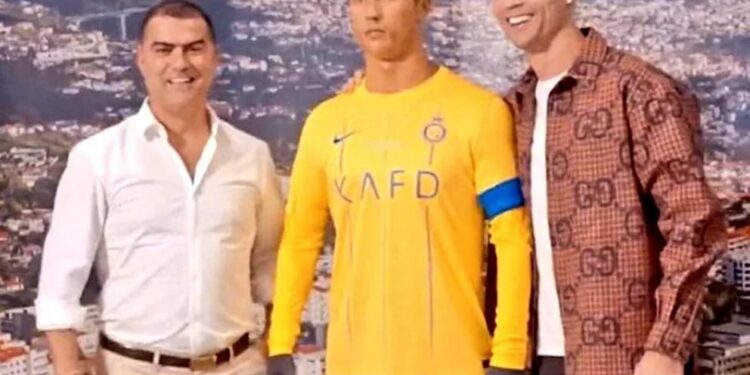 Nueva estatua de Ronaldo en Arabia Saudí causa polémica
