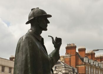 Conan Doyle odiaba en secreto a su creación, Sherlock Holmes