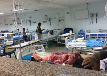 Arrestan en Miami a exembajador de EEUU  acusado de servir como agente de Cuba