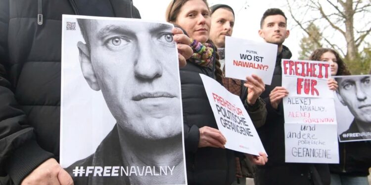 EEUU preocupada por traslado de Navalny a una colonia penitenciaria en Siberia