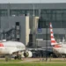 Otro boeing de American Airlines aterrizó de emergencia