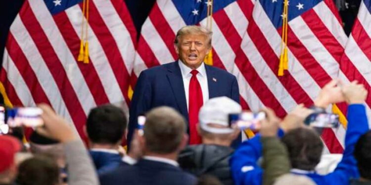 Trump gana en Iowa con 51 %, con el 100 % del voto escrutado