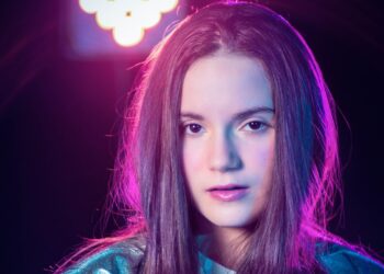 La pequeña Saudy asoma como una estrella de la música