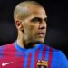 Reportan que el Barcelona le retiró a Dani Alves la condición de futbolista de leyenda