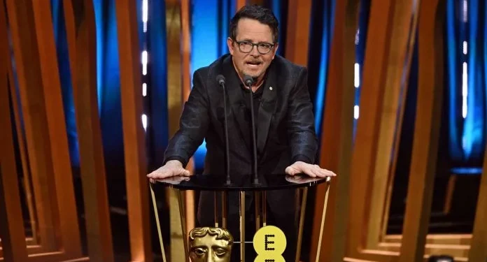 Emotiva aparición de Michael J. Fox en los premios BAFTA