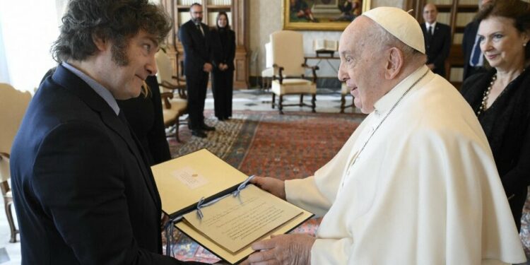 Javier Milei y el Papa Francisco se reunieron en el Vaticano