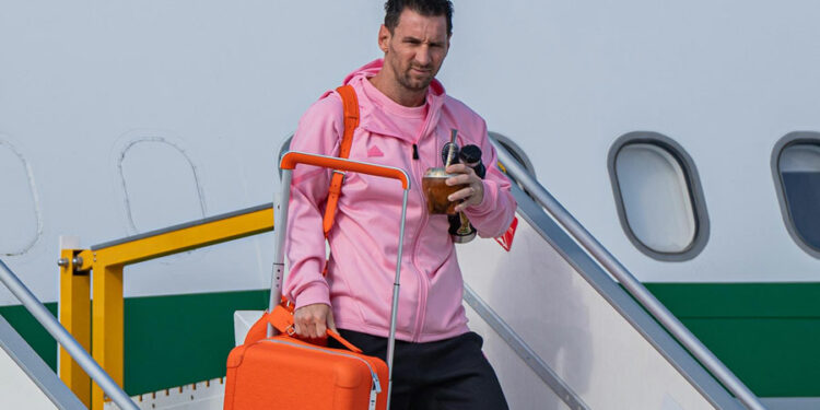 Messi y el Inter Miami arriban a Hong Kong en su esperada gira