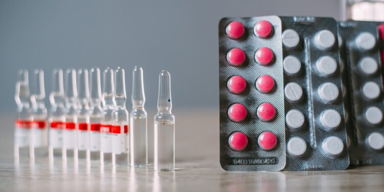 La terapia hormonal transgénero aumenta el riesgo de cáncer