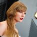 Fotos porno de Taylor Swift generadas con IA aparecen en una tienda en línea