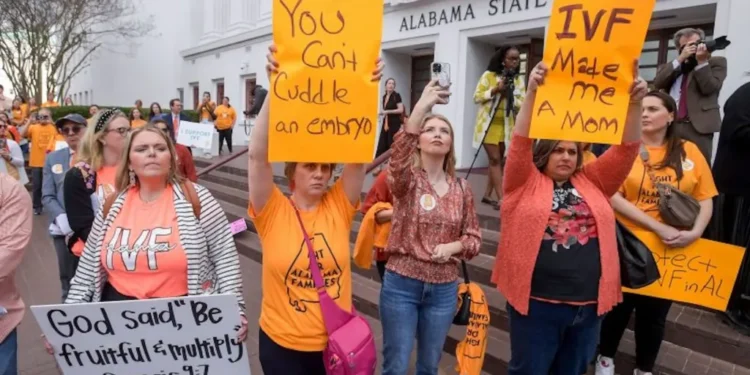 Alabama promulga ley de protección de la fecundación in vitro
