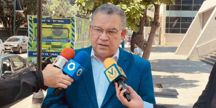 Enrique Márquez: En Venezuela hoy la única opción sobre la mesa es participar