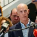 Senador Scott pide «fuerte sentencia» contra espía y restaurar sanciones contra régimen cubano