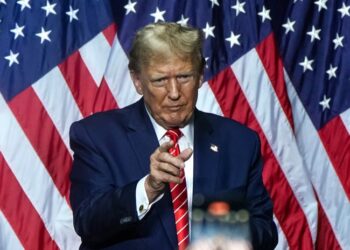 Trump promete liberar a los asaltantes del Capitolio si es reelegido