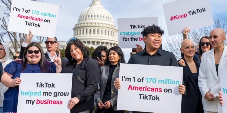 TikTok acusa a EEUU de «pisotear» el derecho a la libertad de expresión